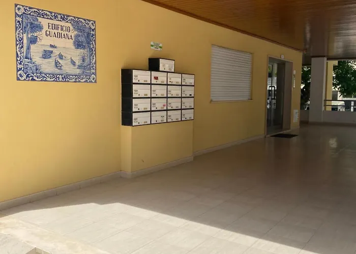 10 Min Walk To Rocha ポルティマン